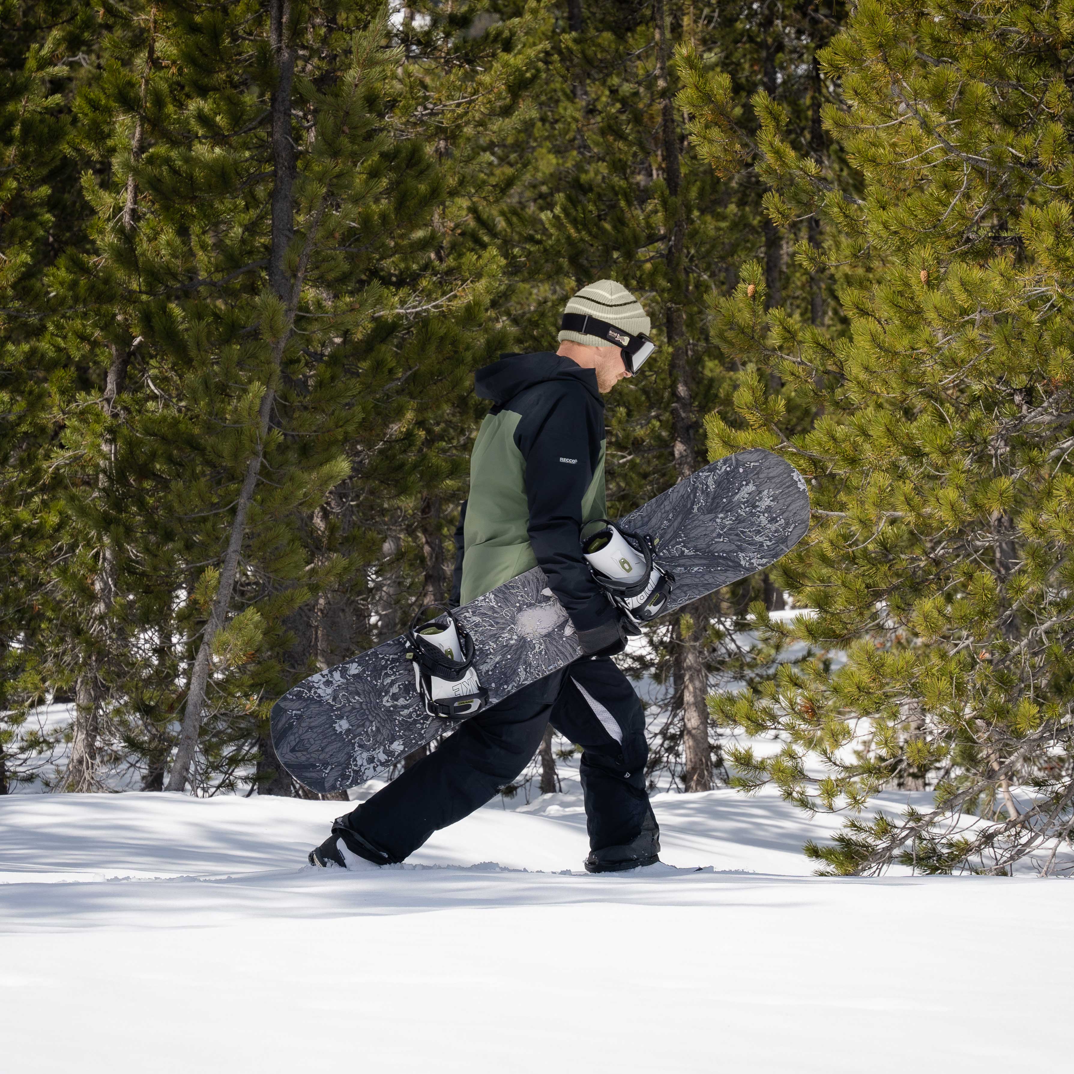 niche story snowboard condor lifestyle image