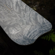 niche pyre snowboard moa graphic detail