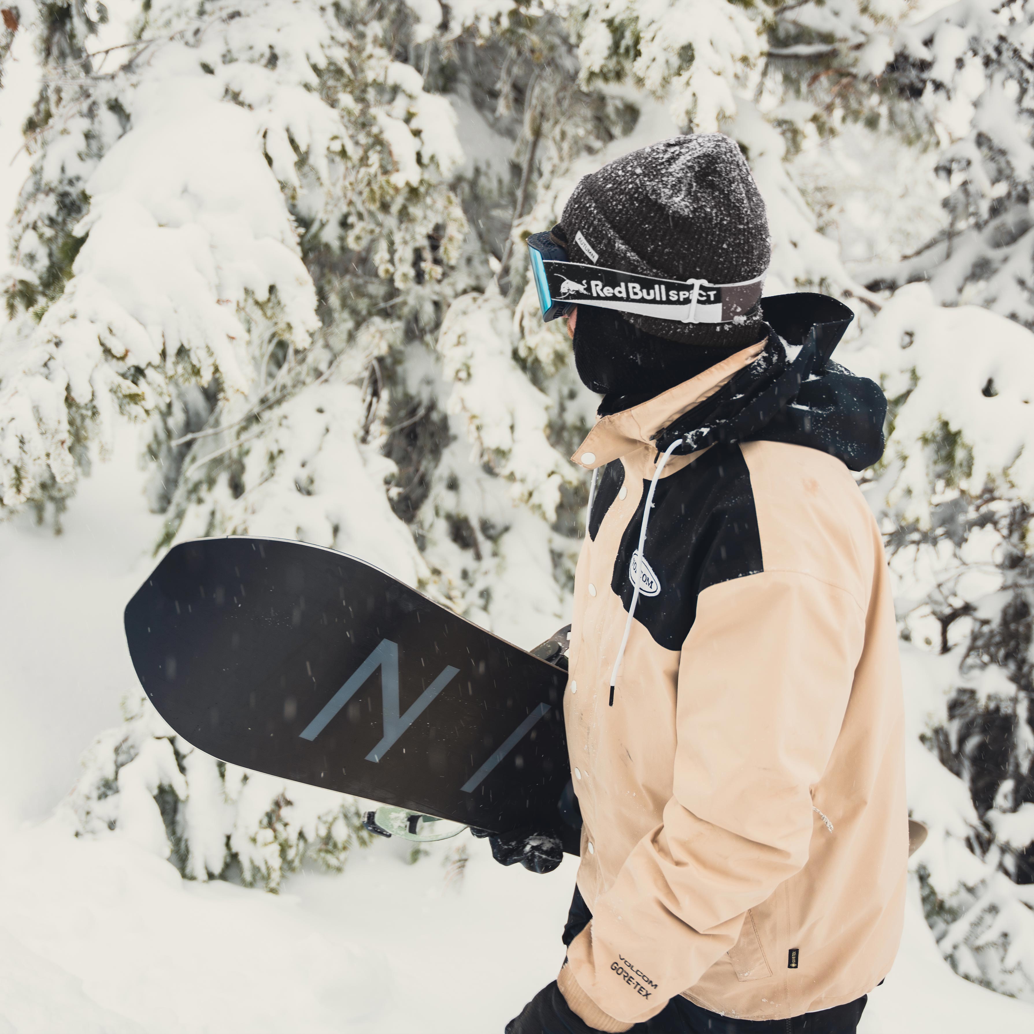 Maelstrom Snowboard in Fungi | Niche Snowboards